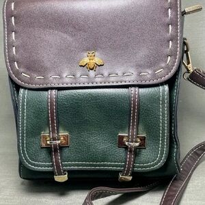 Elegant Green and Brown Leather Bag